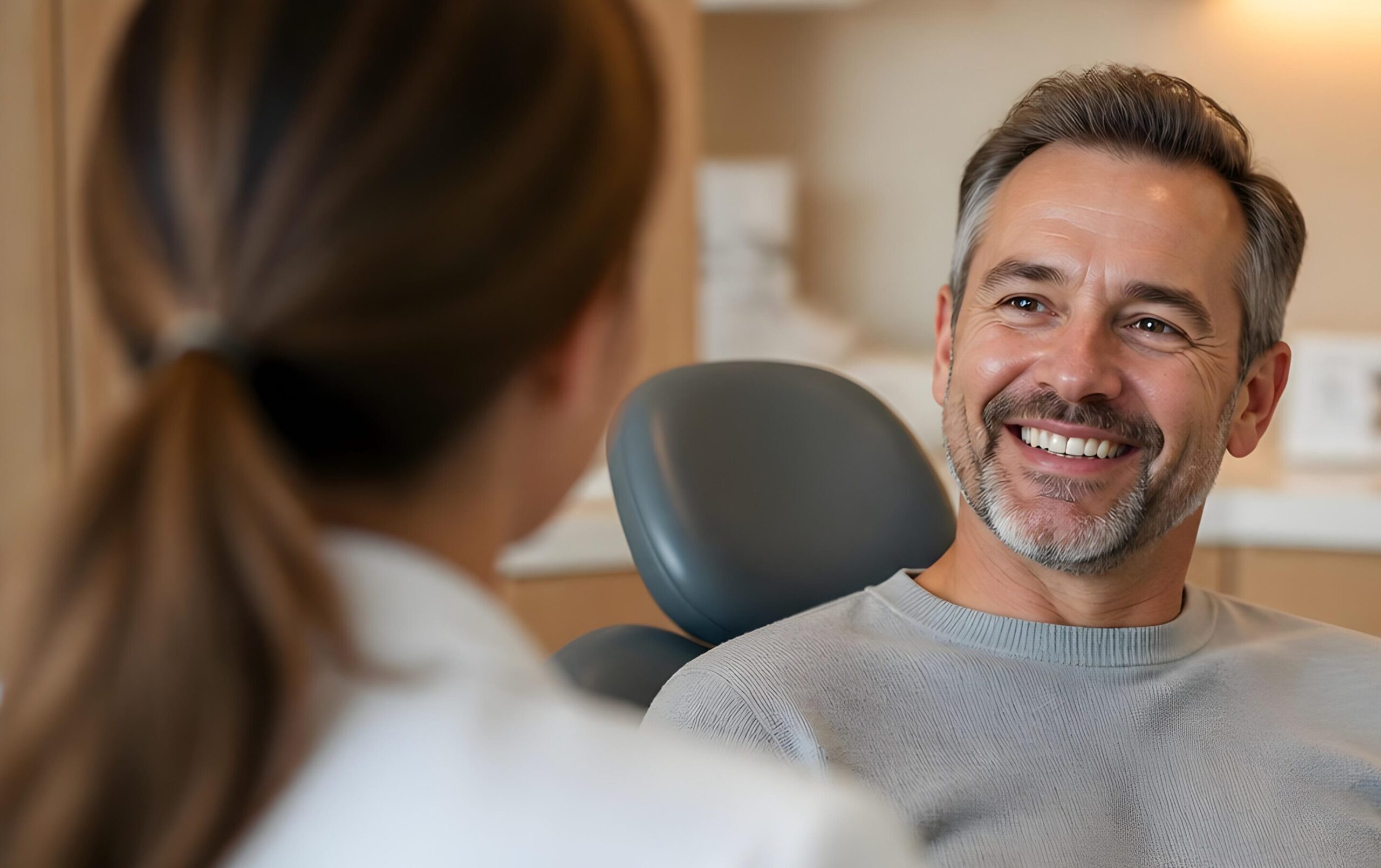<p><em>Refined</em> Dentistry<br />
for a Discerning<br />
Community</p>
